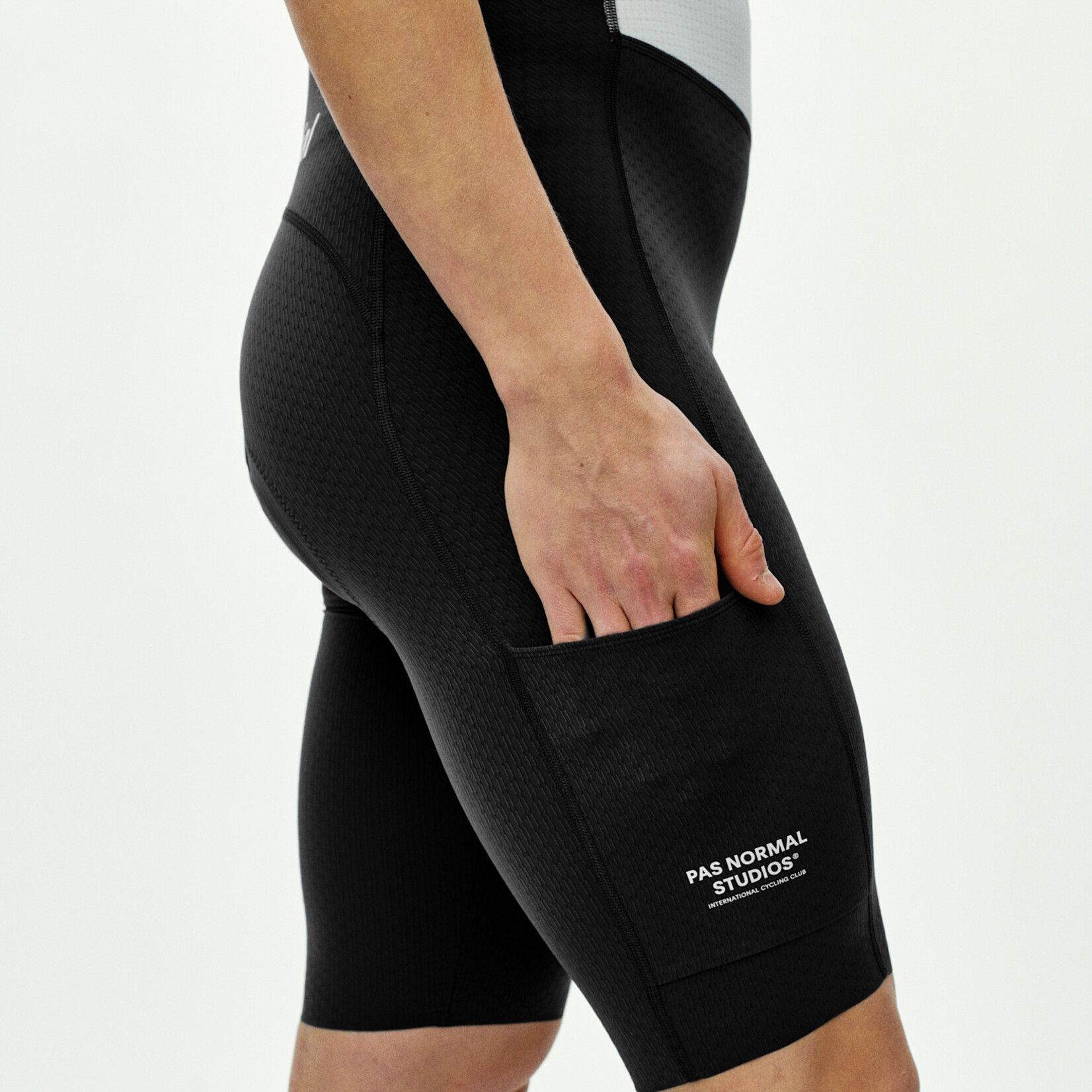 Pas Normal PAS NORMAL Essential Light Cargo Bibs